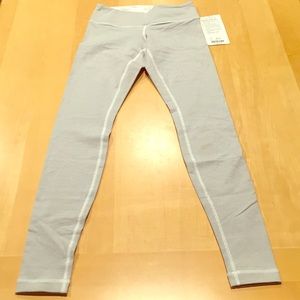 Lululemon wunder under pant, size 4